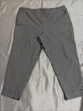 Worthington Black and White Gingham Slim Ankle Pants